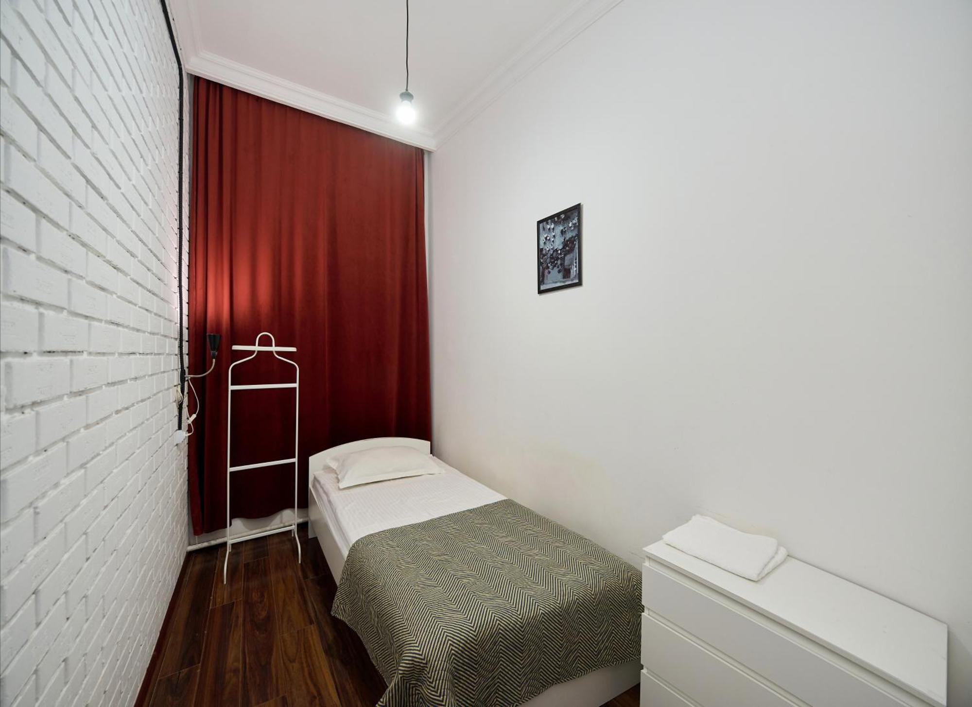 Hannah Budget Hotel